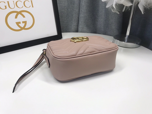 激安グッチバッグコピー角部分ディテール